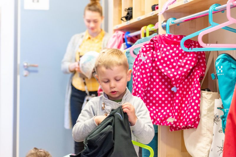 Varhaiskasvatuksen opettajien kokemukset koronaviruksen vaikutuksista päiväkodin arkeen